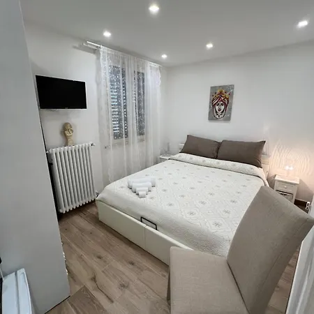 Homestay Re Di Denari Cefalu